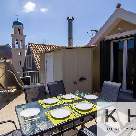 Terraced Maisonette In Argostoli!