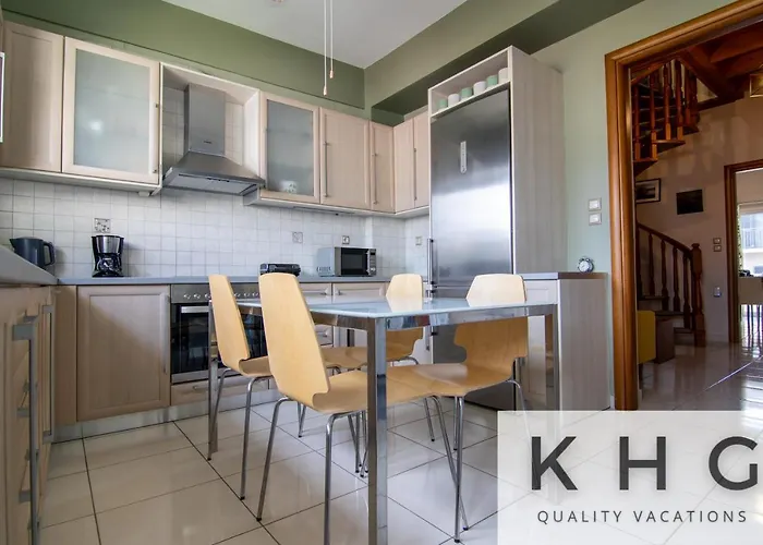 Terraced Maisonette In Argostoli!