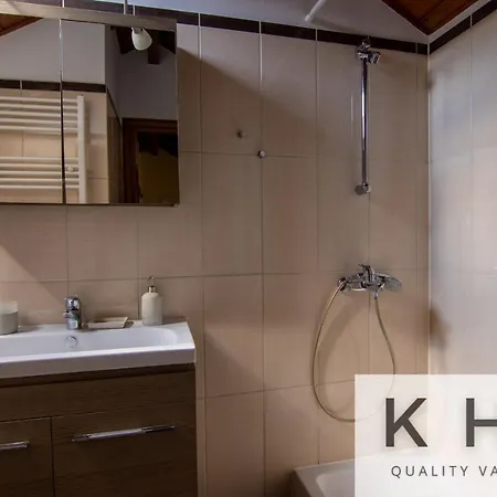 Terraced Maisonette In Argostoli! *